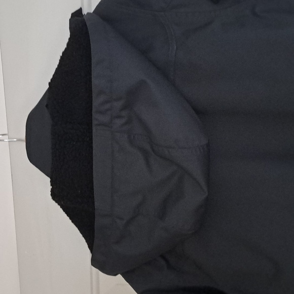 EDDIE BAUER MEN'S WEATHEREDGE LARGE- TALL WINTER COAT - TALL SIZE - Picture 6 of 7